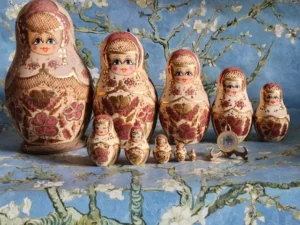 10 Bonecas russas de madeira Matryoshka originais da Rússia vintage