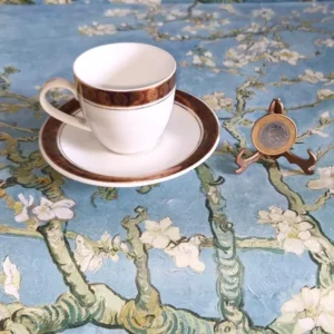 Xícara com pires vintage em porcelana Steatita Paraná perfeita