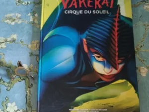 Programa oficial do espetáculo Varekai do Cirque du soleil Capa dura Novo