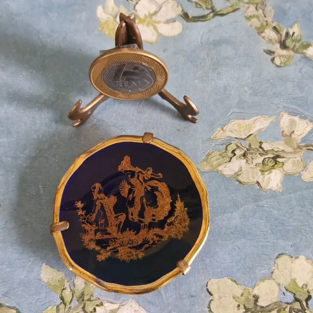 Limoges, pratinho miniatura de porcelana francesa 5cm, pintada a mão. Novo